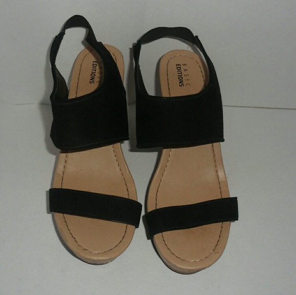 Cork wedges gently used - Picture 2 of 4